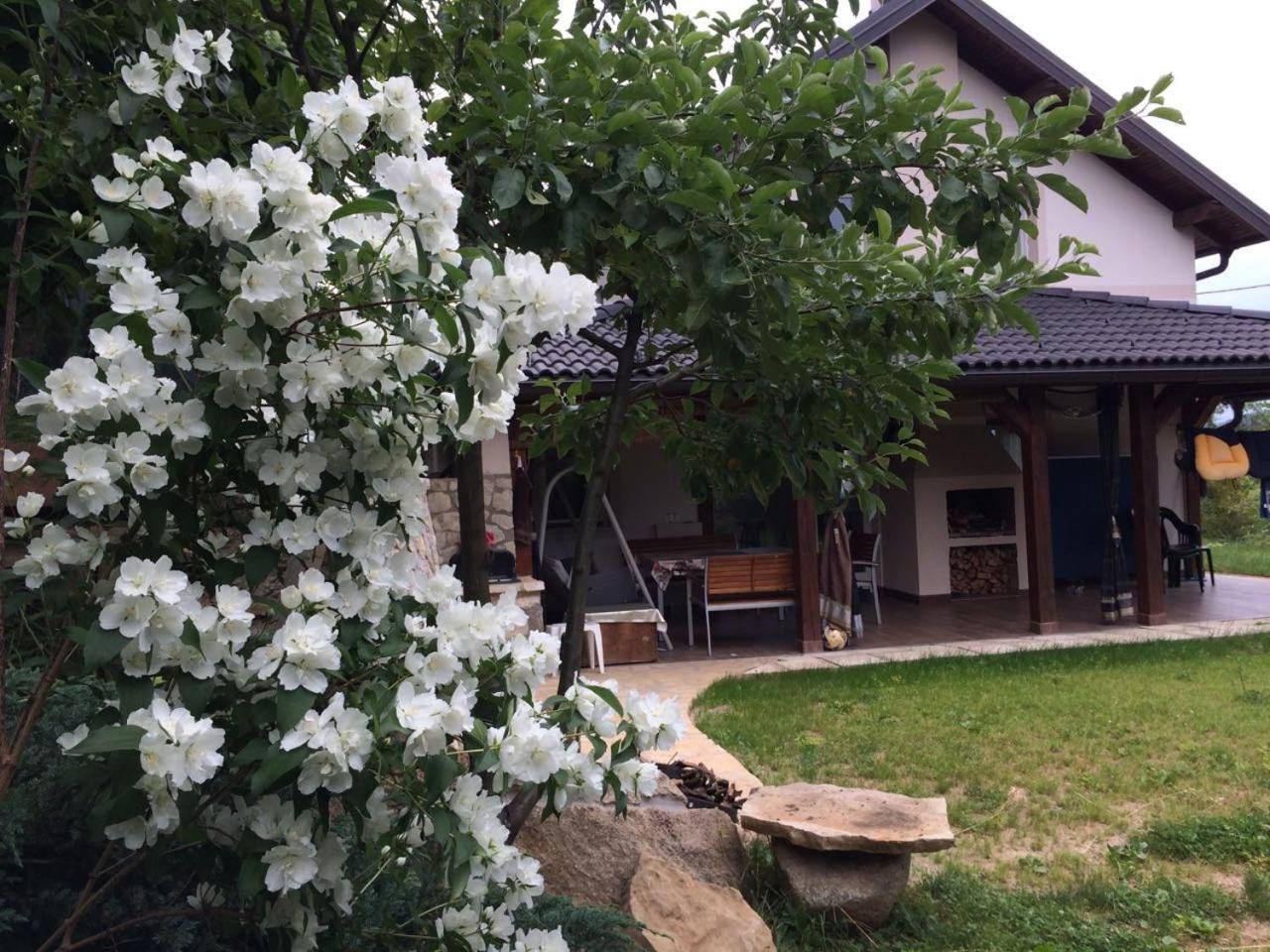 Charming Luxury Villa Сараево Екстериор снимка