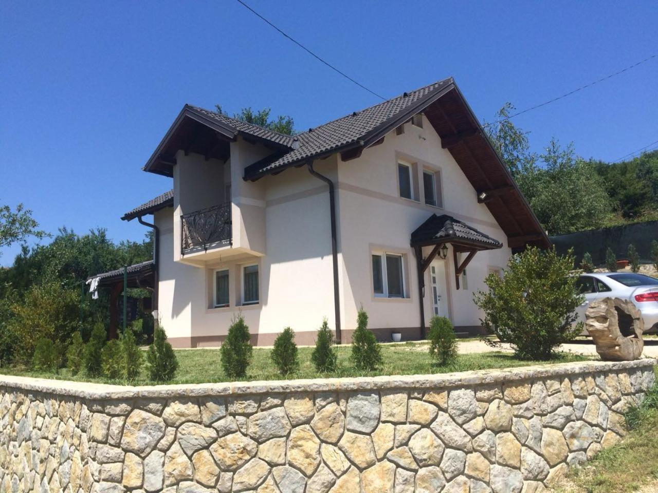 Charming Luxury Villa Сараево Екстериор снимка