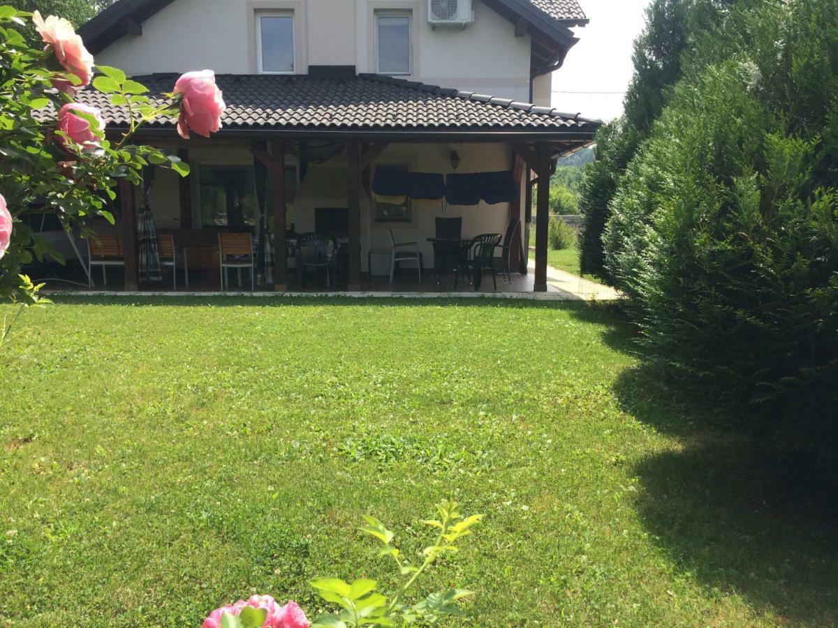 Charming Luxury Villa Сараево Екстериор снимка